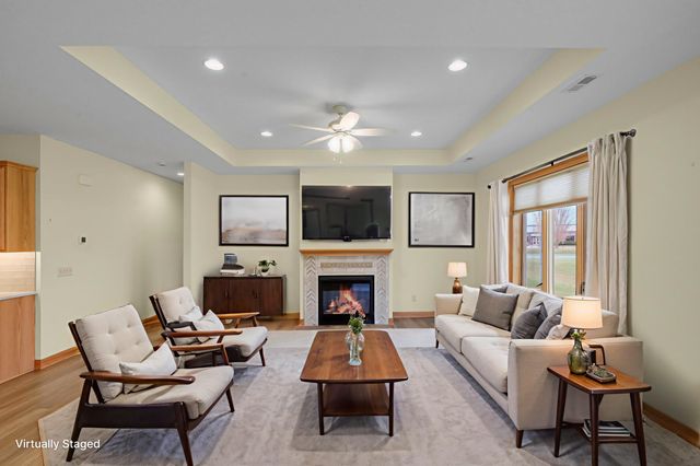 1286 Jefferson Court, Shakopee, MN 55379