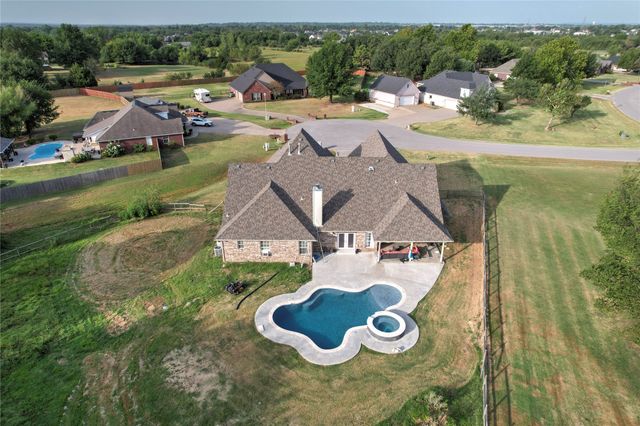 11951 N 168th East Place, Collinsville, OK 74021