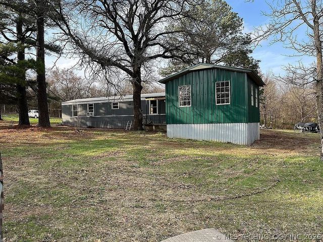 403993 E 1090 Road, Henryetta, OK 74437