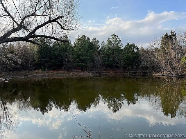 403993 E 1090 Road, Henryetta, OK 74437