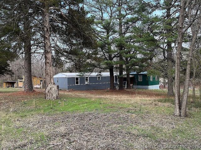 403993 E 1090 Road, Henryetta, OK 74437