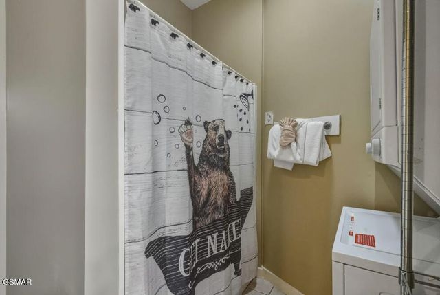 1781 Mountain Shadows Way, Gatlinburg, TN 37738