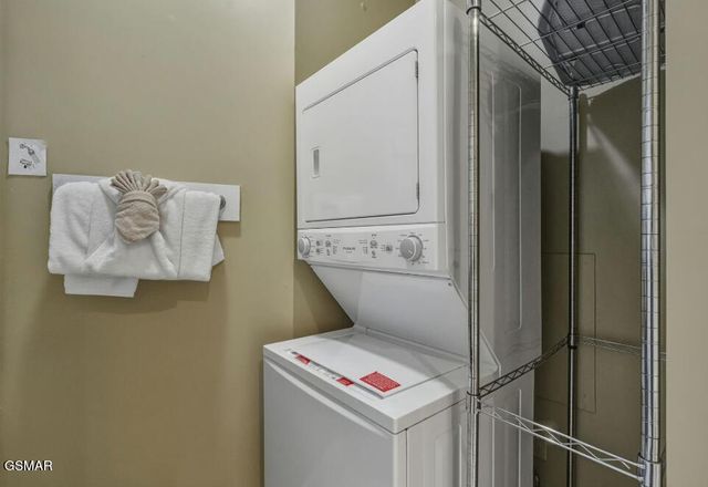 1781 Mountain Shadows Way, Gatlinburg, TN 37738