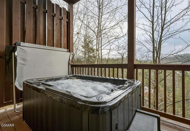 1781 Mountain Shadows Way, Gatlinburg, TN 37738