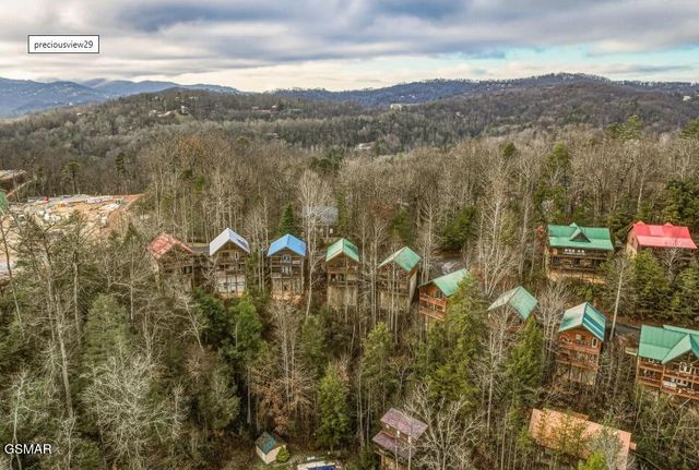 1781 Mountain Shadows Way, Gatlinburg, TN 37738