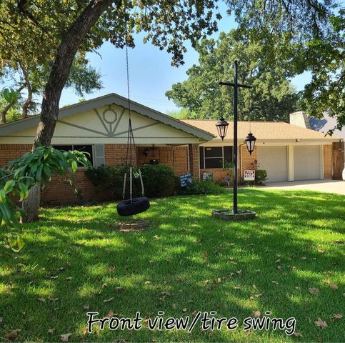 1809 Toplea Drive, Euless, TX 76040