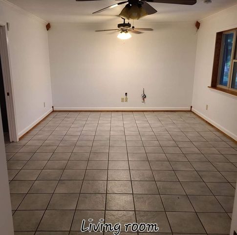 1809 Toplea Drive, Euless, TX 76040