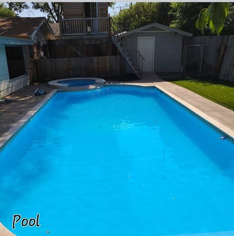 1809 Toplea Drive, Euless, TX 76040