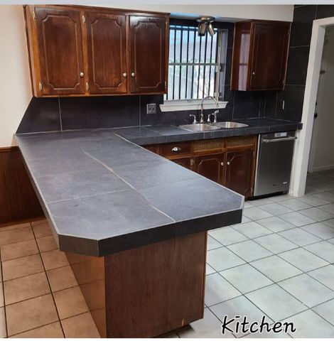 1809 Toplea Drive, Euless, TX 76040