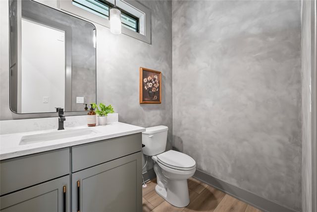 5821 Rose Circle, Des Moines, IA 50321