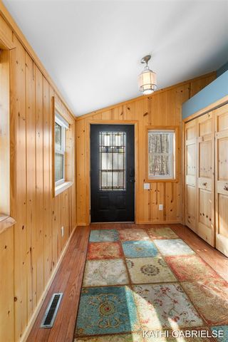 18091 Lovell Road, Spring Lake, MI 49456