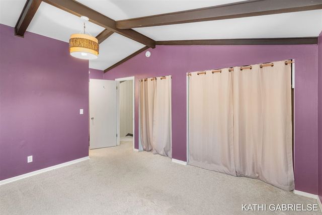 18091 Lovell Road, Spring Lake, MI 49456