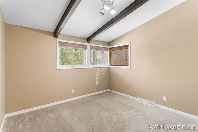 18091 Lovell Road, Spring Lake, MI 49456