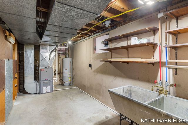 18091 Lovell Road, Spring Lake, MI 49456