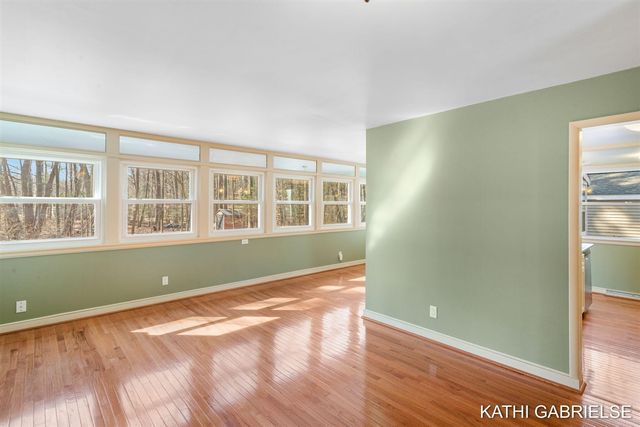 18091 Lovell Road, Spring Lake, MI 49456