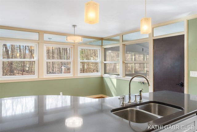 18091 Lovell Road, Spring Lake, MI 49456