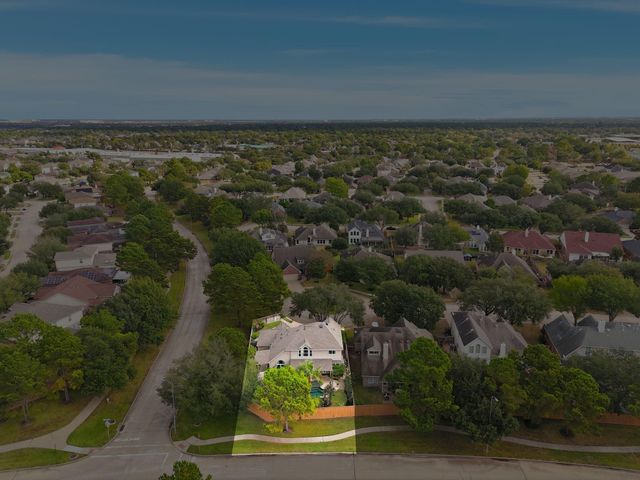 7527 Parkcross Place, Cypress, TX 77433