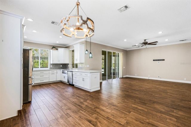 3906 WHISTLEWOOD CIRCLE, Lakeland, FL 33811