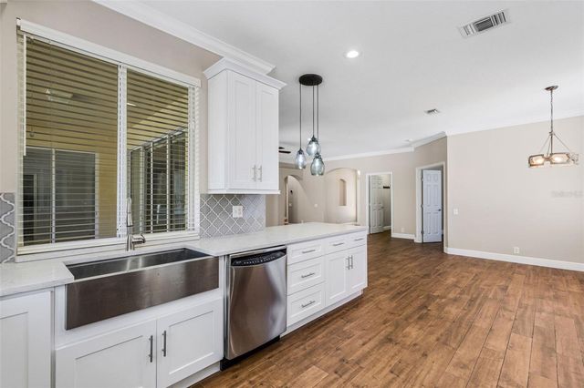 3906 WHISTLEWOOD CIRCLE, Lakeland, FL 33811