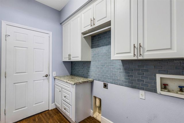 3906 WHISTLEWOOD CIRCLE, Lakeland, FL 33811