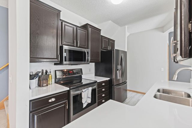 846 Coon Rapids Boulevard Extension NW 6, Coon Rapids, MN 55433