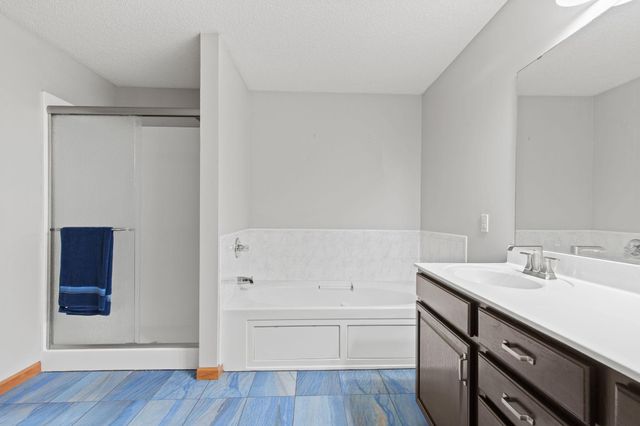 846 Coon Rapids Boulevard Extension NW 6, Coon Rapids, MN 55433