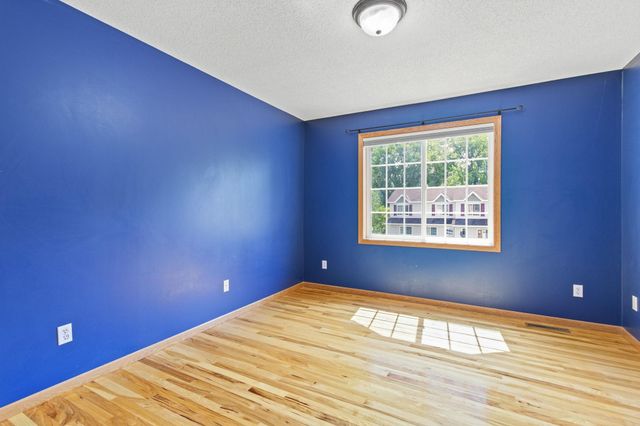 846 Coon Rapids Boulevard Extension NW 6, Coon Rapids, MN 55433