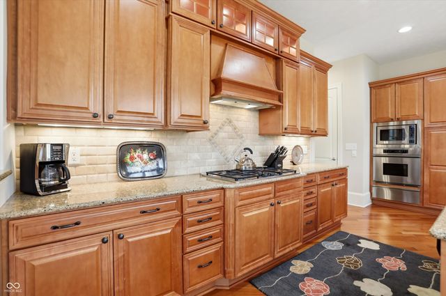 14381 Laura Vista Drive, Carmel, IN 46033