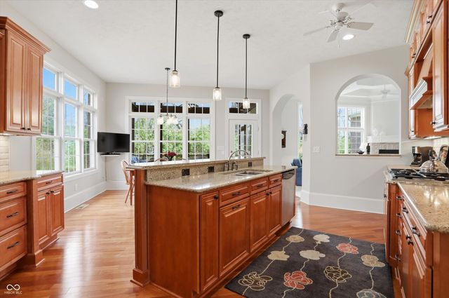 14381 Laura Vista Drive, Carmel, IN 46033