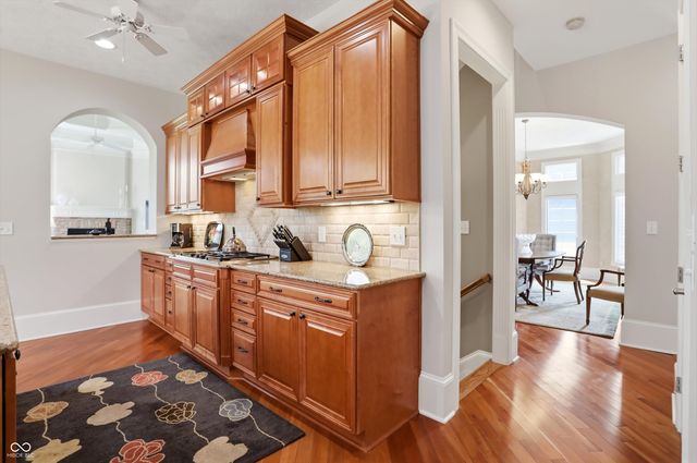 14381 Laura Vista Drive, Carmel, IN 46033