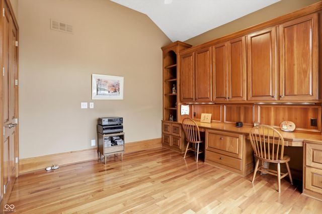 14381 Laura Vista Drive, Carmel, IN 46033