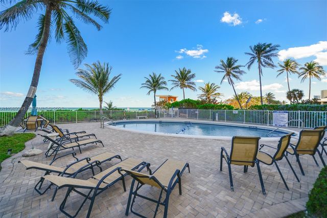 1936 S Ocean Dr 2D, Hallandale Beach, FL 33009