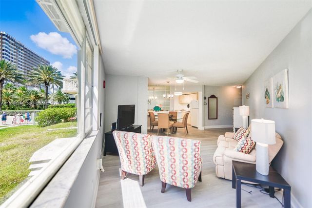 1936 S Ocean Dr 2D, Hallandale Beach, FL 33009