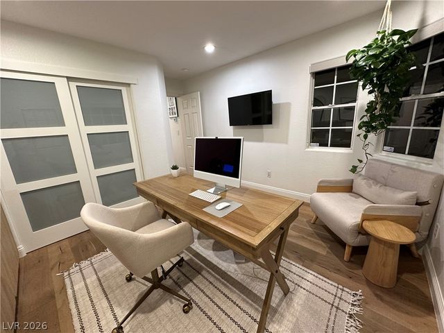 956 Puerta Del Sol Drive, Las Vegas, NV 89138