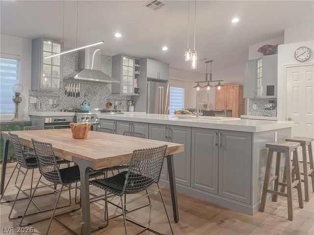 956 Puerta Del Sol Drive, Las Vegas, NV 89138