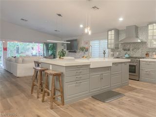 956 Puerta Del Sol Drive, Las Vegas, NV 89138