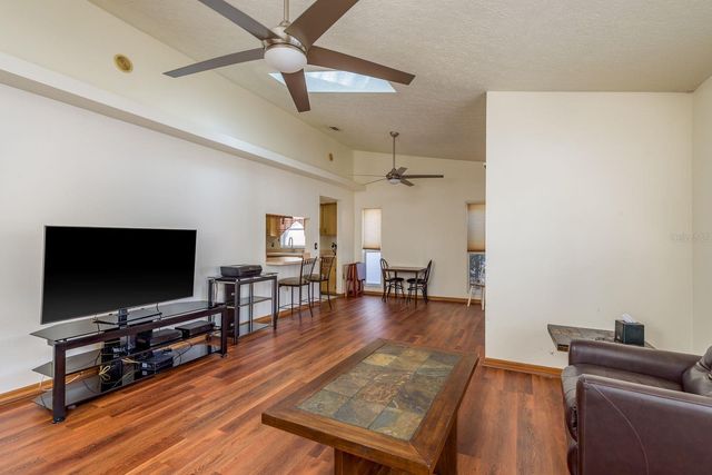 752 BRITTANY PARK BOULEVARD, Tarpon Springs, FL 34689