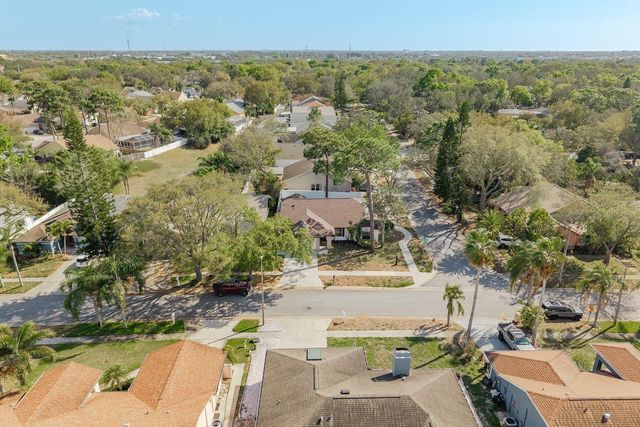 752 BRITTANY PARK BOULEVARD, Tarpon Springs, FL 34689