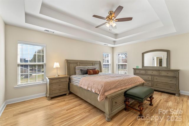 1450 JC Raulston Court, Hickory, NC 28602