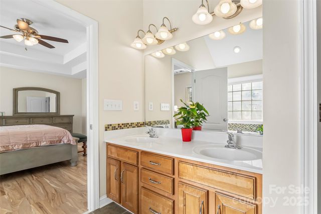 1450 JC Raulston Court, Hickory, NC 28602