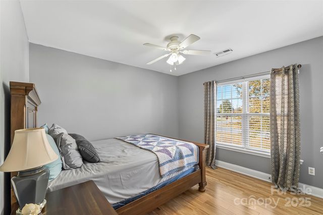 1450 JC Raulston Court, Hickory, NC 28602