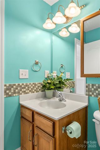 1450 JC Raulston Court, Hickory, NC 28602