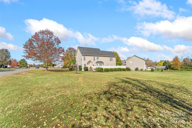 1450 JC Raulston Court, Hickory, NC 28602