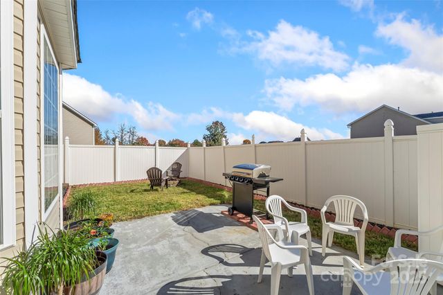 1450 JC Raulston Court, Hickory, NC 28602