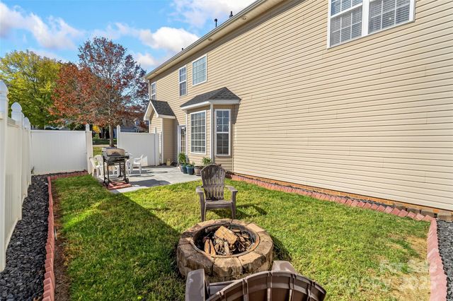 1450 JC Raulston Court, Hickory, NC 28602