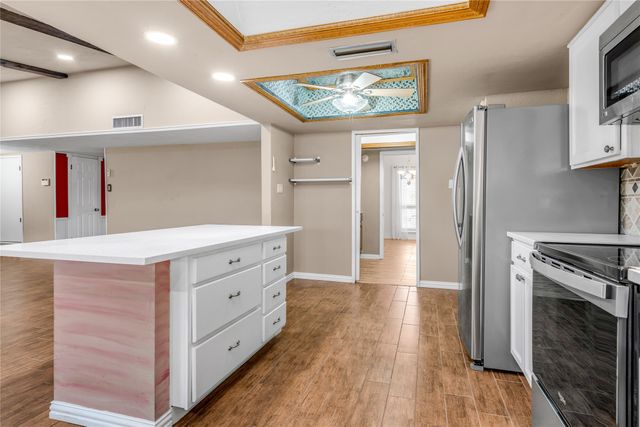 1813 Dodge Trail, Grand Prairie, TX 75052