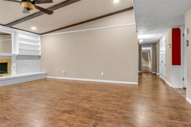 1813 Dodge Trail, Grand Prairie, TX 75052