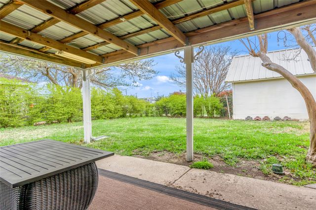 1813 Dodge Trail, Grand Prairie, TX 75052