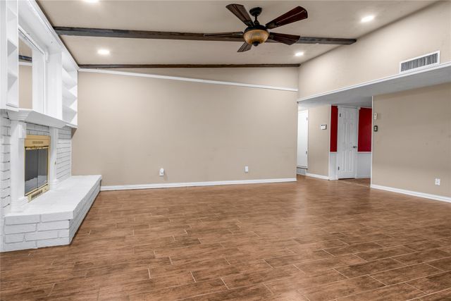 1813 Dodge Trail, Grand Prairie, TX 75052