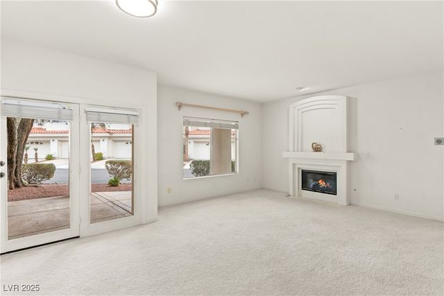 7620 Rolling View Drive 101, Las Vegas, NV 89149